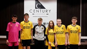 Doyle helps open Molineux's Century Lounge