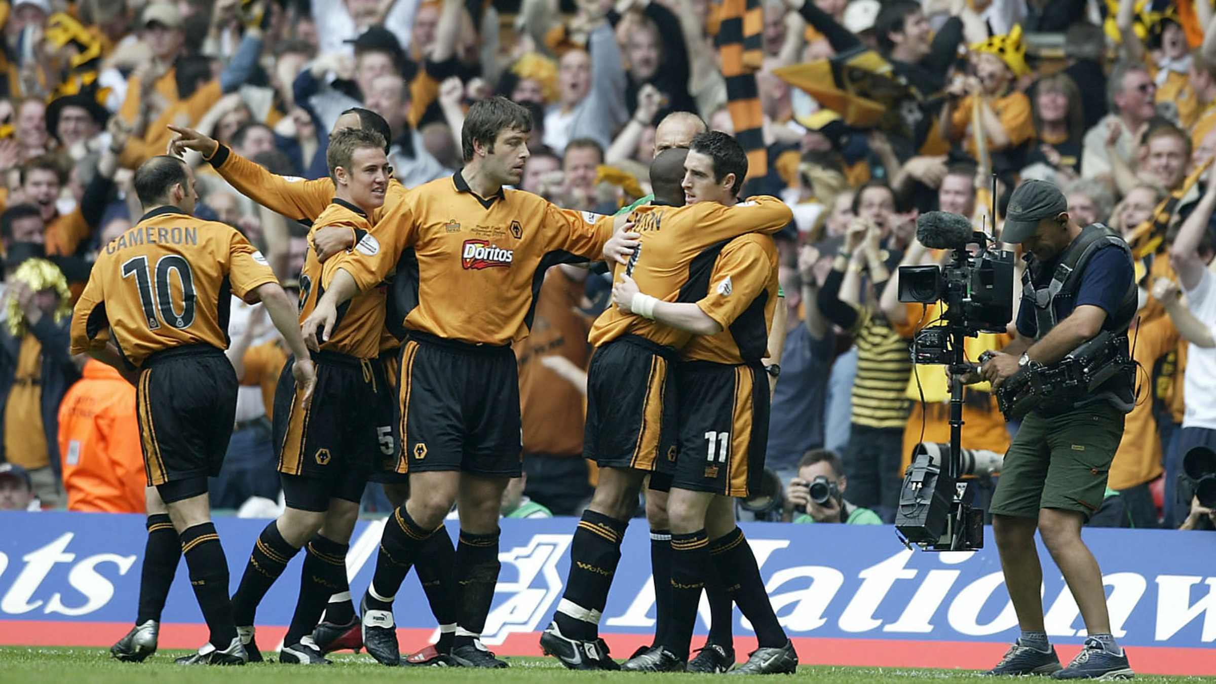 Old Gold | 19 years, 13 days, 22 hours and 20 minutes | Features | News |  Wolverhampton Wanderers FC