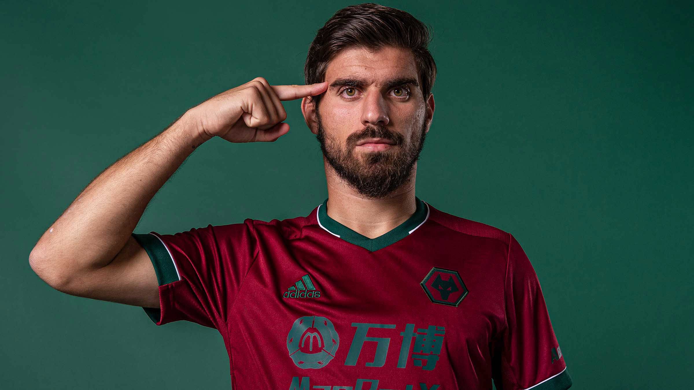 Wolverhampton deals kit 2020