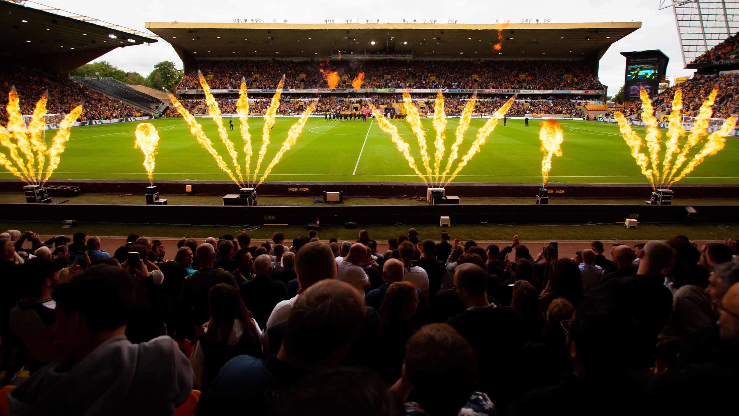 Emirates Stadium at Night