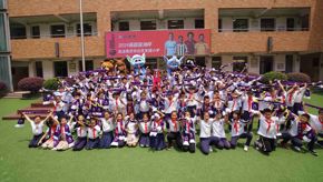 Wolfie in China5.jpg (1)