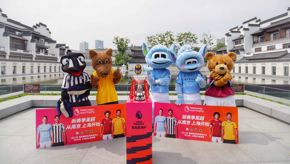 Wolfie in China10.jpg (1)