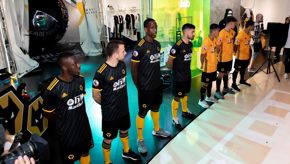 Away kit 4.jpg