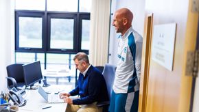 Ruddy Signing2