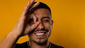 Andre Signing 10