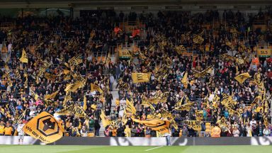 Molineux Flags