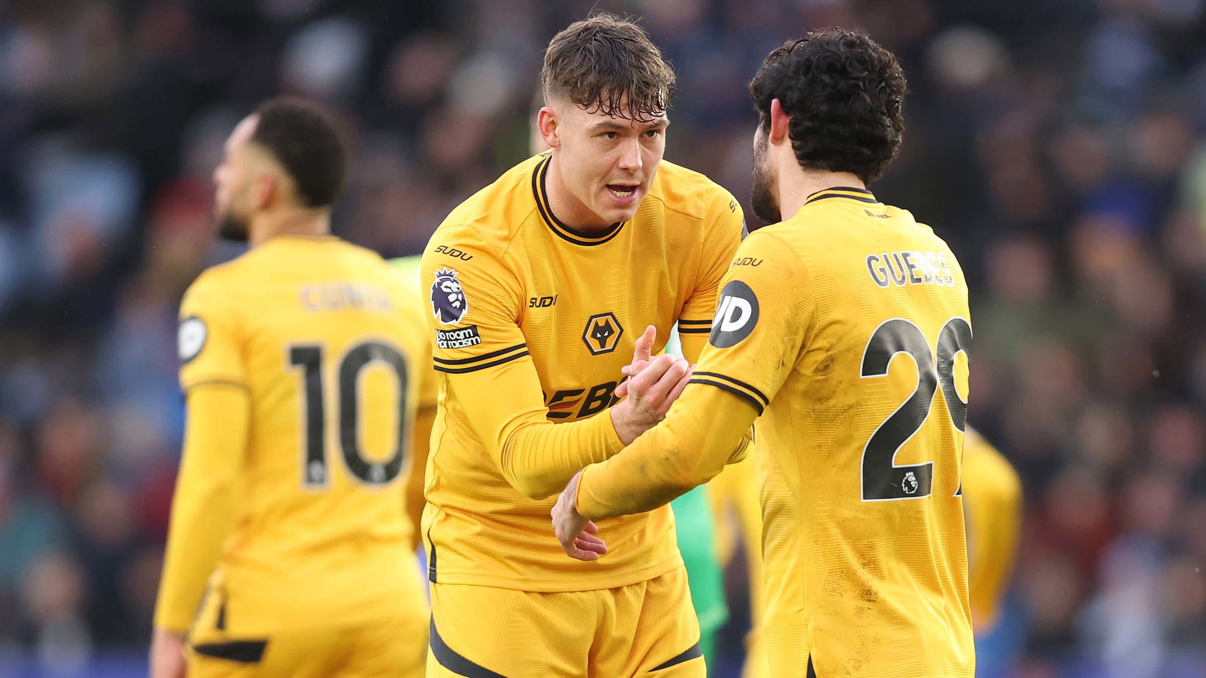 Thrilling Action as Wolves Face Bristol City in FA Cup Showdown
